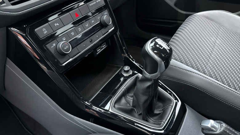 Volkswagen T-Cross 1.0 TSI 115 R-Line 5dr Petrol Estate